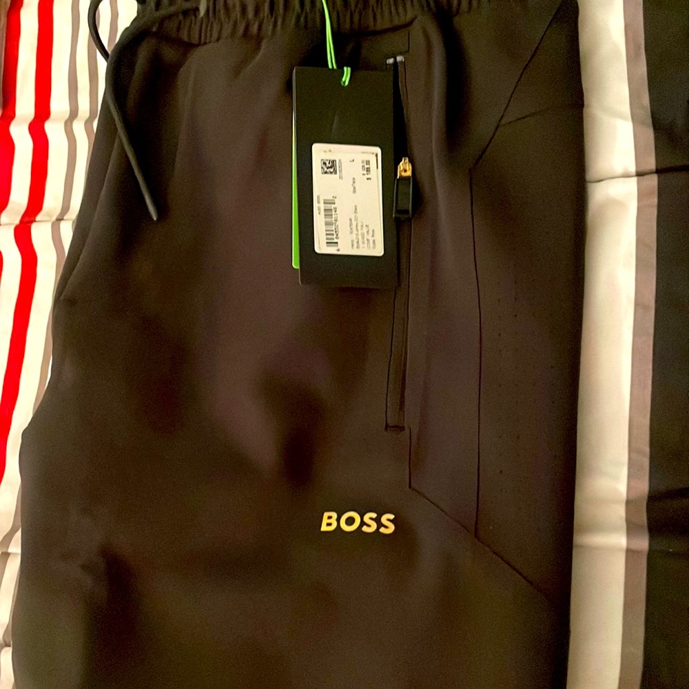 Men’s jogger pants